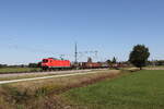 6185 285 war am 28. September 2026 mit einem gemischten G�terzug bei �bersee am Chiemsee auf dem Weg nach M�nchen.