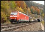 E-Lok 185 048 fhrt mit einem Gterzug aus dem Galgenbergtunnel bei St.Michel in der Steiermark.