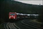 185 294 durchfhrt mit dem CSQ  AUDI-EXPRSS  von Ingolstadt nach Emden den Haltepunkt Littfeld. (08.12.07)