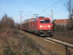 185 237 mit einem Autozug am 9.2.2008 durch Limmer -> Linden