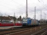 185 511-3 TX Logistik als Lz gen. Kln

Solingen Hbf am 01.03.2008