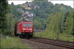 185 276 (9180 185 276-3 D-DB) erreicht mit einem Ganzzug, mit mehr als 30 Waggons, den Rangierbahnhof Hagen-Vorhalle. (24.05.2008)