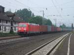 185 318 mit einem Containerzug am 31.05.2008 durch Kreiensen -> Salzderhelden