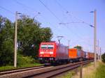 185 256-5 mit einem Gterzug aus Padborg in Richtung Sden. Horst, 21.06.08