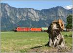 2 x DB 185 mit leeren Zisternenwagen bei Landquart. (09.07.2008)