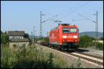 185 077 zieht am 24.06.2008 etliche leere Laes bei Ladenburg Richtung Sden. Ziel ist womglich Bad Friedrichshall-Jagstfeld