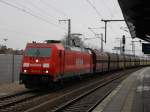 Die 185 211 am 21.02.2009 mit beim PKP Kohlezug bei der Durchfahrt in Erfurt Hbf.