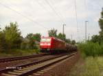 185 200 zieht ein Containerzug auf dem Sdlichen Berliner Aussenring.14.08.07