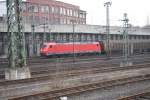 185 316-7 fhrt mit ihrem Gz durch Fulda Richtung Norden am 17.04.09