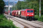 Eine 185 der neuen 3er Baureihe auf der Verbindungsbahn bei Wien Speising am 21.8.2009