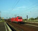 185 249-0 mit gemischten Gterzug am 17.08. durch Berlin Schnefeld Flughafen. 