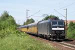 185 557-6 mit Autozug in Limmer am 02.06.2009