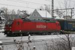 185 169-0 der Railion steht bei leichten Schneetreiben am 31. Januar 2010 mit einen Ganzzug der Spedition  LKW Walter  im Bahnhof Pressig-Rothenkirchen und wartet auf Streckenfreigabe.