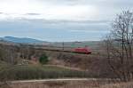 DB BR 185, leider mit  Flachwagenschaden , unterwegs Richtung Wien.
