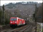 185 214 (9180 6185 214-4 D-DB) und 185 286 (9180 6185 286-2 D-DB) bringen gemeinsam einen leeren Kohlezug in Richtung Hagen.
