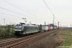 MRCE 185 551-9 mit einem weiteren Containerzug,viele sollten noch folgen... (Ahlten 08.04.10)