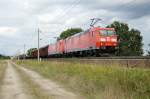 185 065-0 & 185 281-3 in Doppeltraktion mit einem gemischten GZ zwischen Growudicke und Rathenow in Richtung Stendal. 17.08.2010