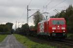 Die 185 399-3 fuhr am 16.10.2010 durch Leverkusen Alkenrath.