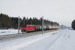 185 082 mit einem Gterzug am 18.12.2010 bei Hrbach.