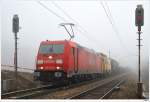 DB 185 212 mit einem GZ ostwrts; Hofstatt, 8.1.2011