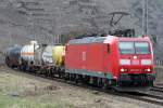 Die 185 021-3 zieht einen Gz durch Winnigen am 11.03.2011