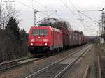17.03.2011: Die 185 252-4 erreicht mit einem Gterzug Richtung Norden den Haltepunkt Bruchsal-Schlachthof.