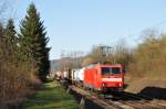 185 155-9 mit einem Containerzug in der Steigung zwischen Bad Honnef und Unkel.