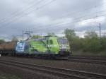 185 152-6 mit einem Kesselzug gen Sden (Fulda, 13.04.11)