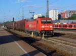 185 224-3 zieht einen Gterzug am 06.07.2011 durch Kaiserslautern