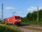 Die letzten Sonnenstrahlen genieend konnte ich 185 241 am 1.7.11 in Leutersberg fotografieren. 