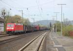 185 378-7 mit gemischten Gterzug am 16.04.2011 in Kreiensen