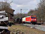 185 393 mit Gterzug am 10.03.11 in Vollmerz