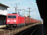 DB 185 387-8 fhrt am Bahnhof Wien-Htteldorf durch, am 02.
