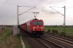 185 222-7 mit einem Toyota Autozug in Richtung Neuss kurz vorm HP Allerheiligen am 7.4.2012