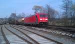 185 402  Green Cargo  verlsst am 17.04.2012 mit einem gemischten Gterzug den Bahnhof Kronach in Richtung Lichtenfels. 