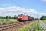 185 185 mit gem.GZ auf der Rheintalbahn in Wiesental am 9.6.2012