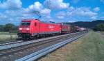 185 257 mit einem Klv-Zug am 11.08.2012 bei Himmelstadt. 