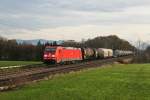 185 345 mit einem gemischten Gterzug am 10.11.2012 bei Hilperting.