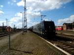 Am 07.04.2013 kam 185 545 mit einem Kesselzug durch Stendal in Richtung Magdeburg/Leuna.