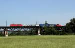 Unbekannte 185 berquerte am 3.8.13 die Wrnitzsteinbrcke Richtung Treuchtlingen