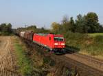 Die 185 240 mit einem Gterzug am 08.10.2013 unterwegs bei Dettenhofen.