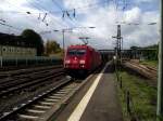 185 223-5 mit Containerzug in Mainz-Bischofsheim am 17.10.13