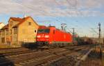 DB 185 018-9 mit einem gemischten Gterzug Richtung Eisenach, am 11.01.2014 in Erfurt Bischleben.