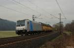 185 686-3 mit einen Autozug Richtung Süden bei Hermannspiegel am 18.02.14.