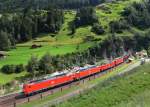 185 125 + 185 139 + 185 109 + 185 xxx mit einem Tonerdezug am 29.08.2012 bei Wassen.