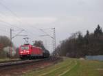 Am 15.3.14 war 185 212 zusammen mit einer Schwesterlok und einem Militärzug auf der Rheinbahn unterwegs.