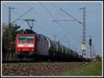 185 133 fährt am 29.3.14 mit einem gemischten Güterzug auf der Rheinbahn in Richtung Karlsruhe.