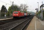 185 263-1 von Railion kommt aus Richtung Aachen-West mit eienem langen Containerzug aus Aachen-West nach Neuss und fährt in Richtung Herzogenrath,Neuss.