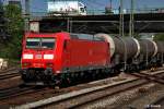 185 189-8 fuhr bei sonnenschein mit einen tankzug am 25.04.14 durch hh-harburg