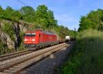 185 267 mit einem Güterzug am 21.05.2014 bei Laaber.